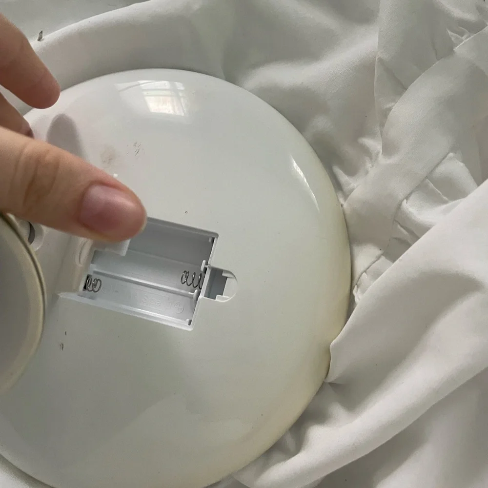Silver Round Mirror with light
